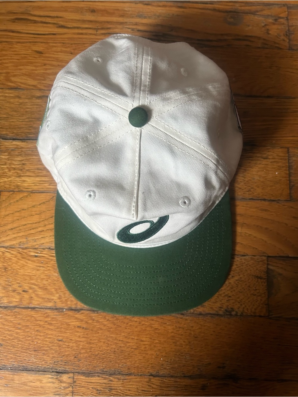 ASICS White and Green Baseball Cap 🧢